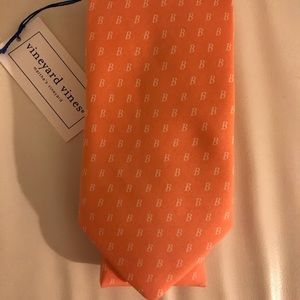 Vineyard Vines tie